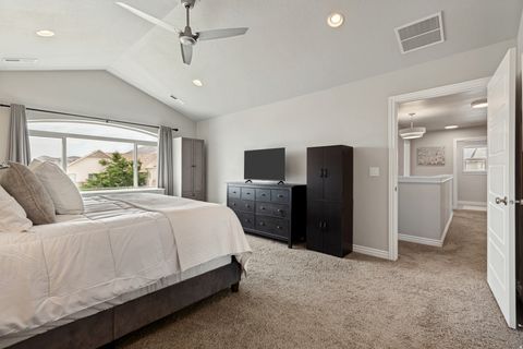Tiny photo for 172 W STILLWATER DR, Saratoga Springs, UT 84045 (MLS # 2173291)