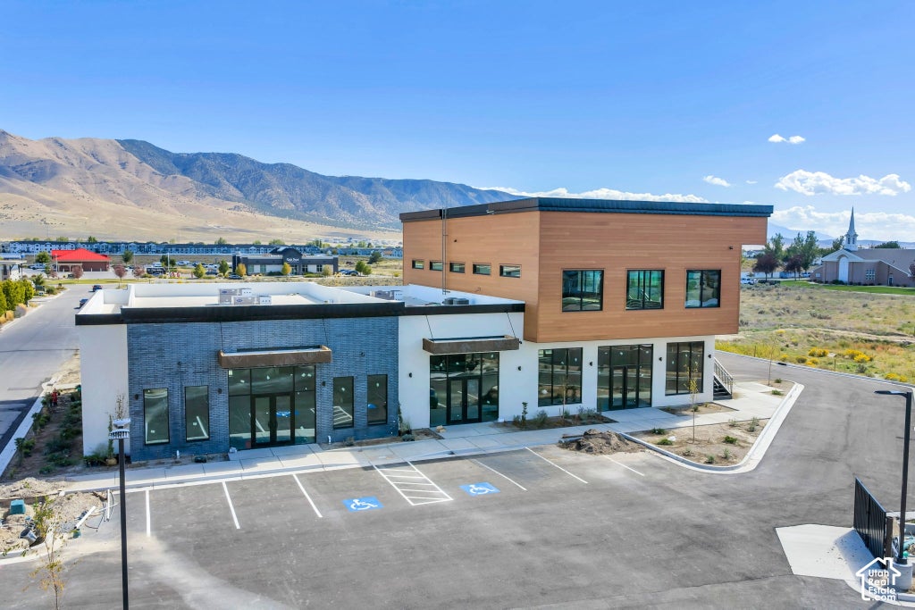 Photo of 1318 E EAGLE MOUNTAIN BLVD N, Eagle Mountain, UT 84005 (MLS # 2191012)