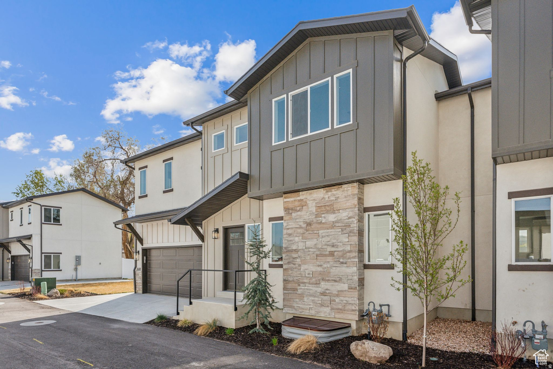 MEADOWS - Residential