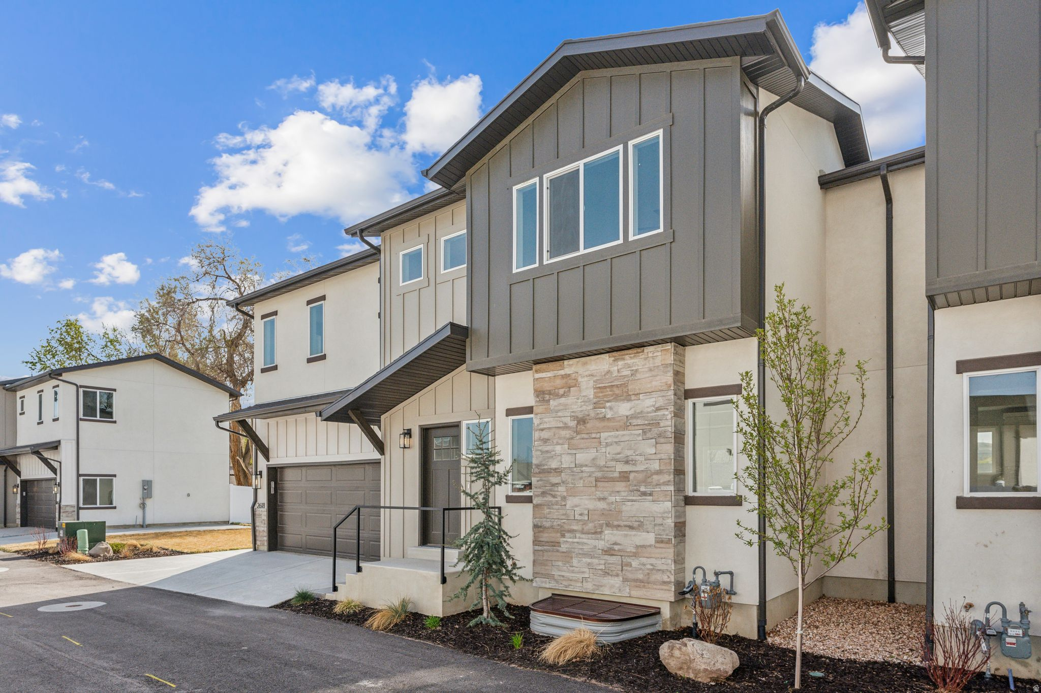 MEADOWS - Residential