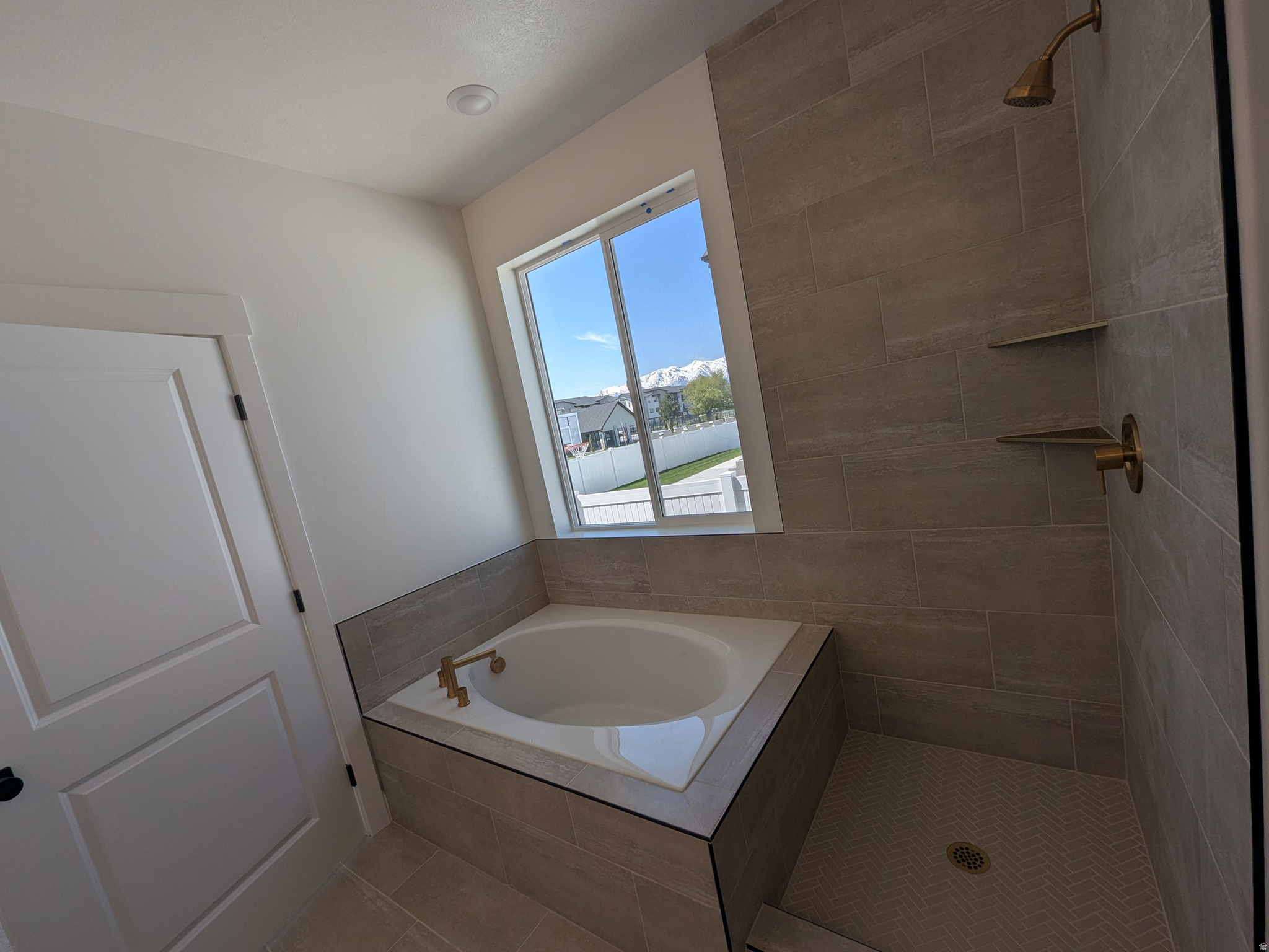 VINEYARD - Residential