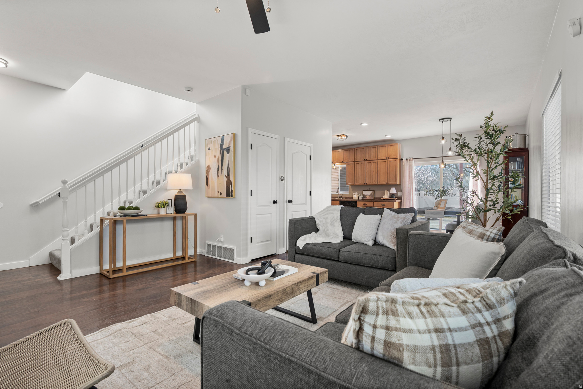 OVERLAKE - Residential