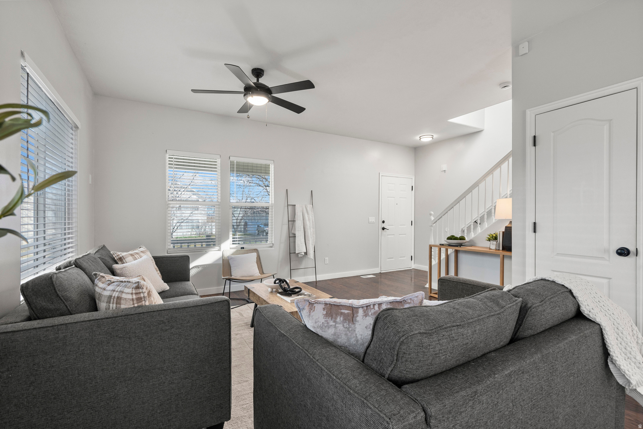 OVERLAKE - Residential