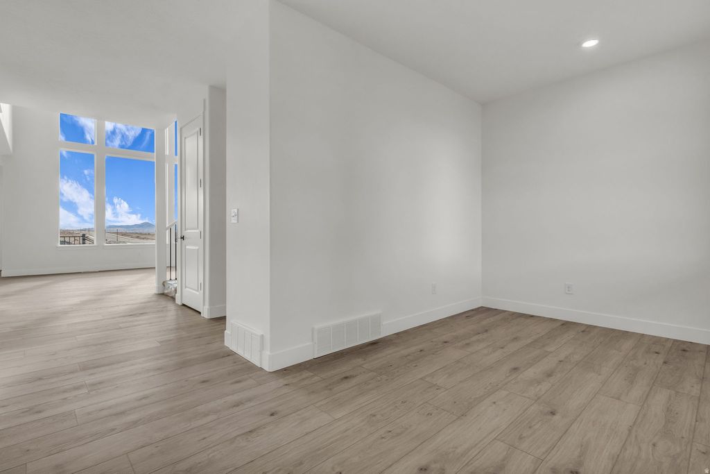 Photo of 2814 E DREYDEN LANE LOT Ln #122, Eagle Mountain, UT 84005 (MLS # 2134499)