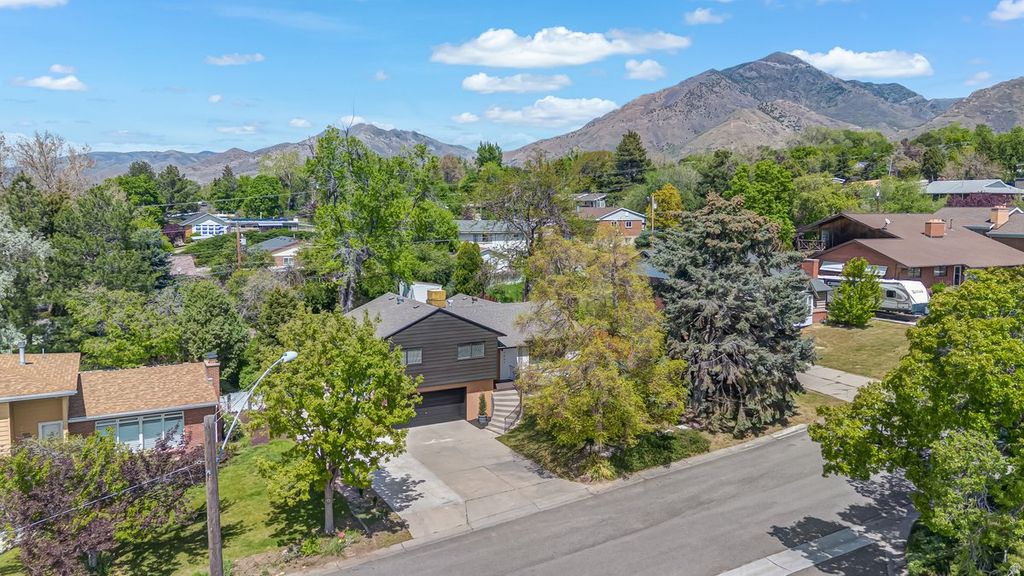 Photo of 3003 E 4505 S, Salt Lake City, UT 84117 (MLS # 2153807)