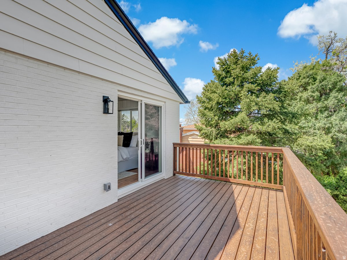 HOLLADAY HILLS - Residential