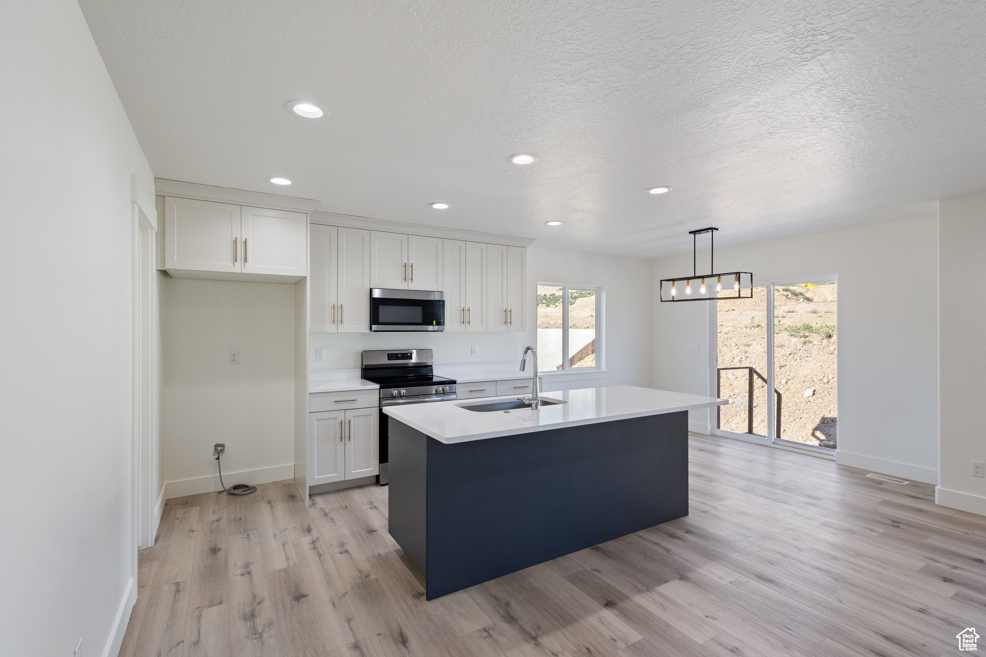 NORTHRIDGE ESTATES - Residential