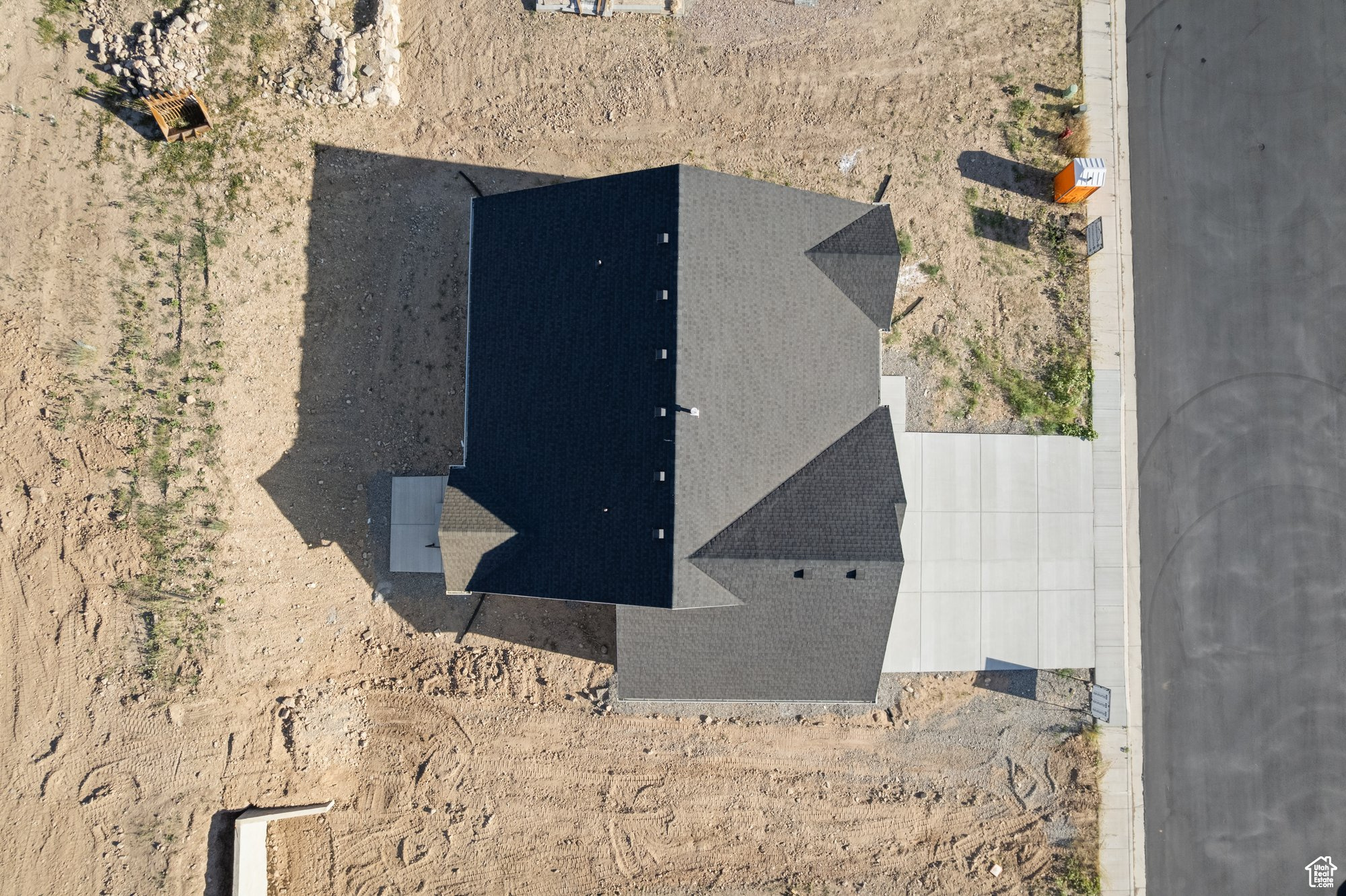 NORTHRIDGE ESTATES - Residential