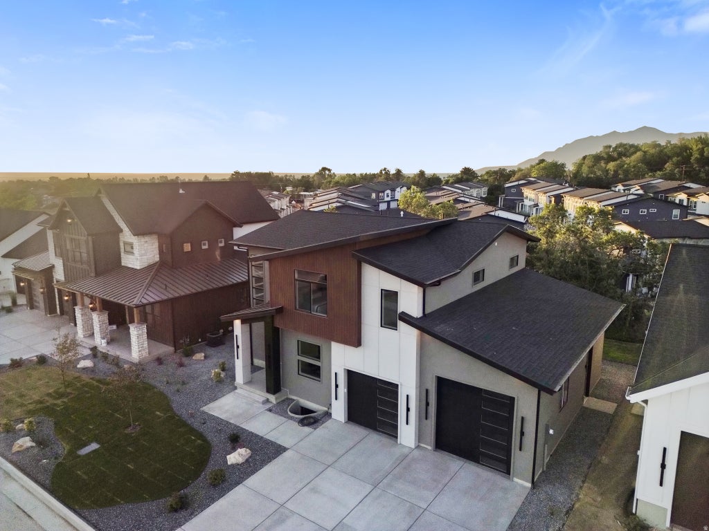 Photo of 1326 E SUNSET CT #304, Ogden, UT 84403 (MLS # 2177931)
