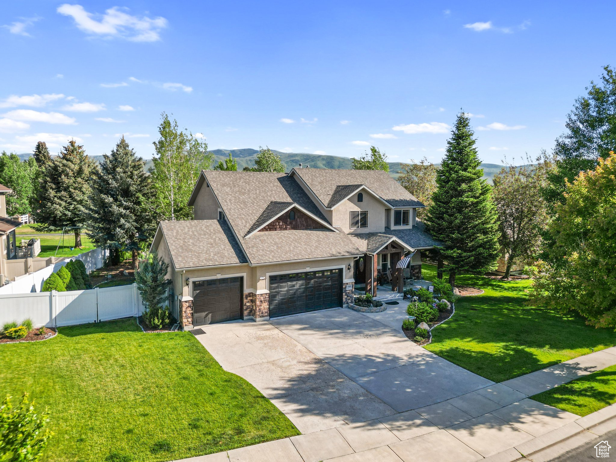 COBBLESTONE - Residential