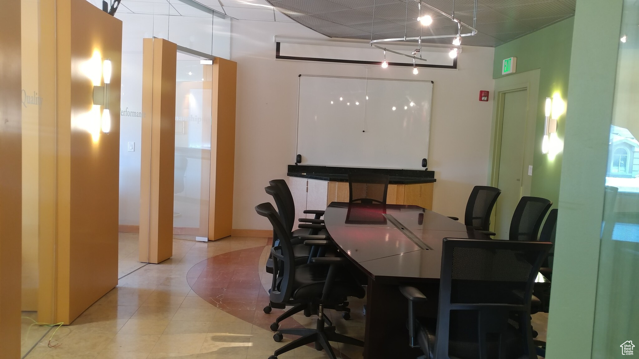 CREEK ROAD - Commercial Sale