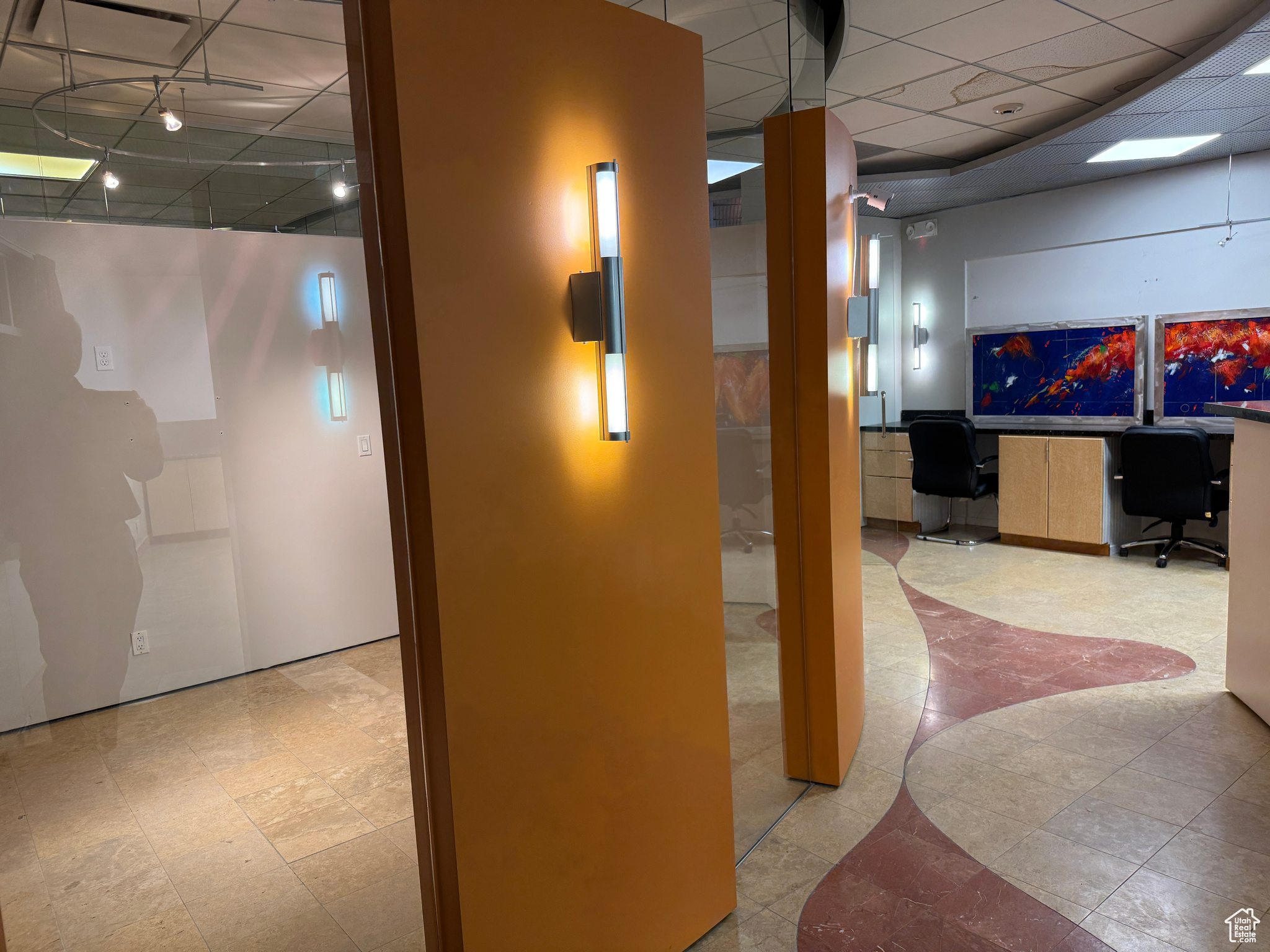 CREEK ROAD - Commercial Sale