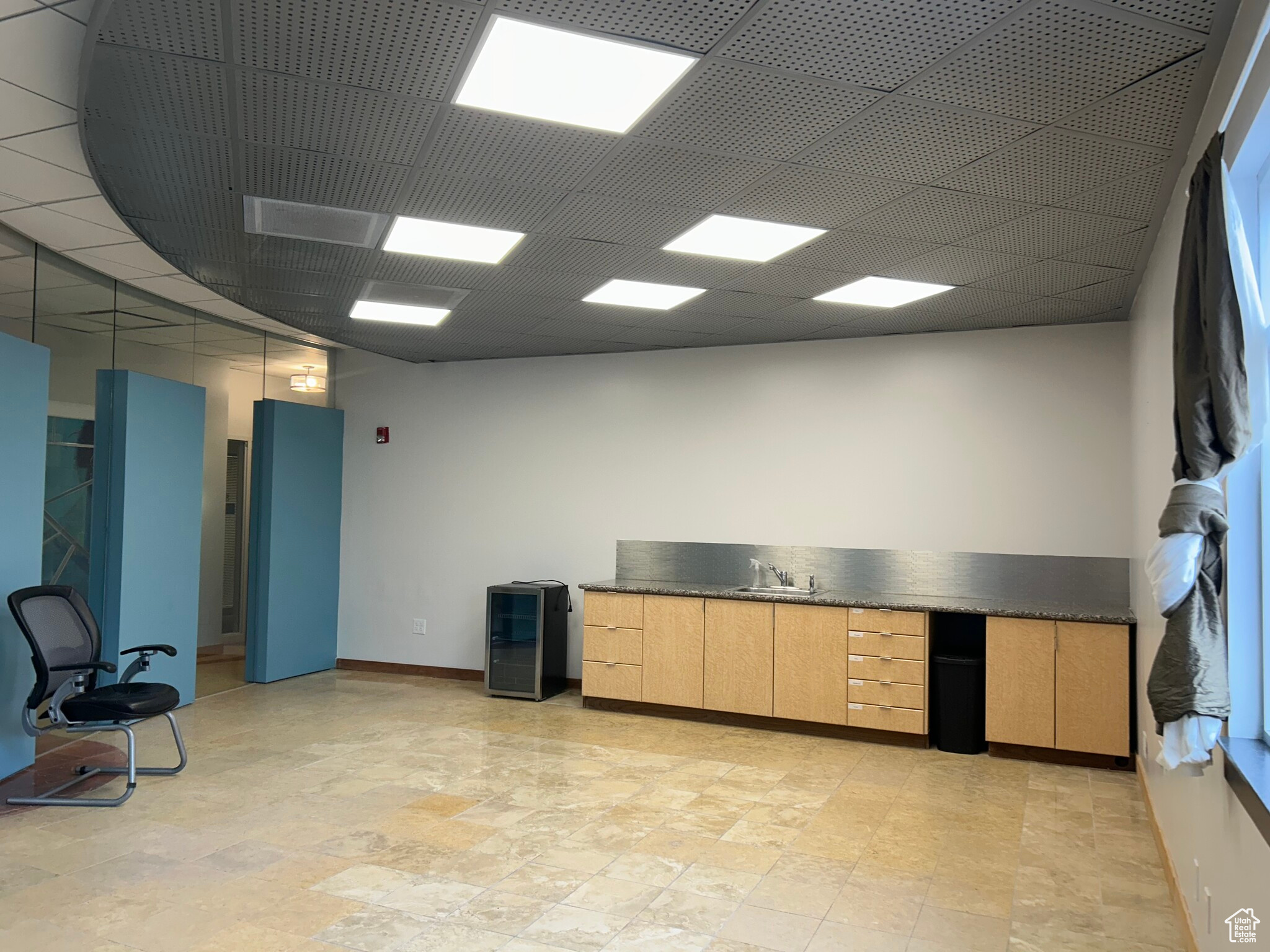 CREEK ROAD - Commercial Sale