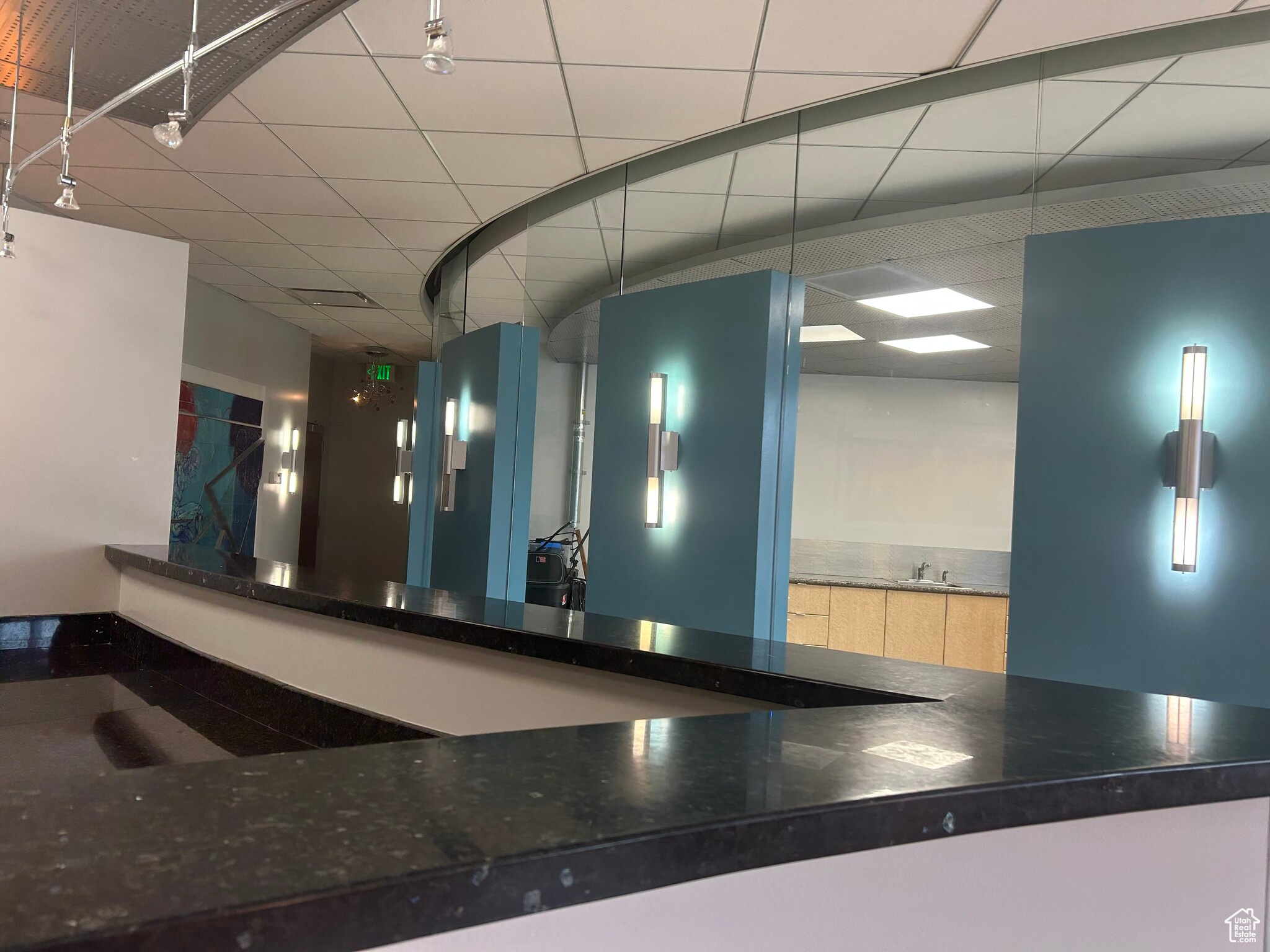 CREEK ROAD - Commercial Sale