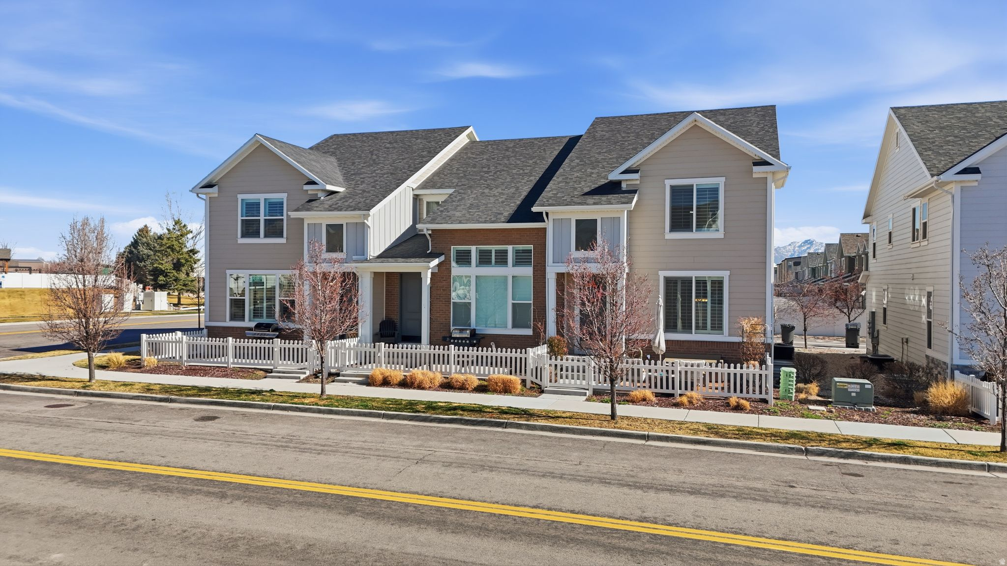 SKYLINE HOA - Residential