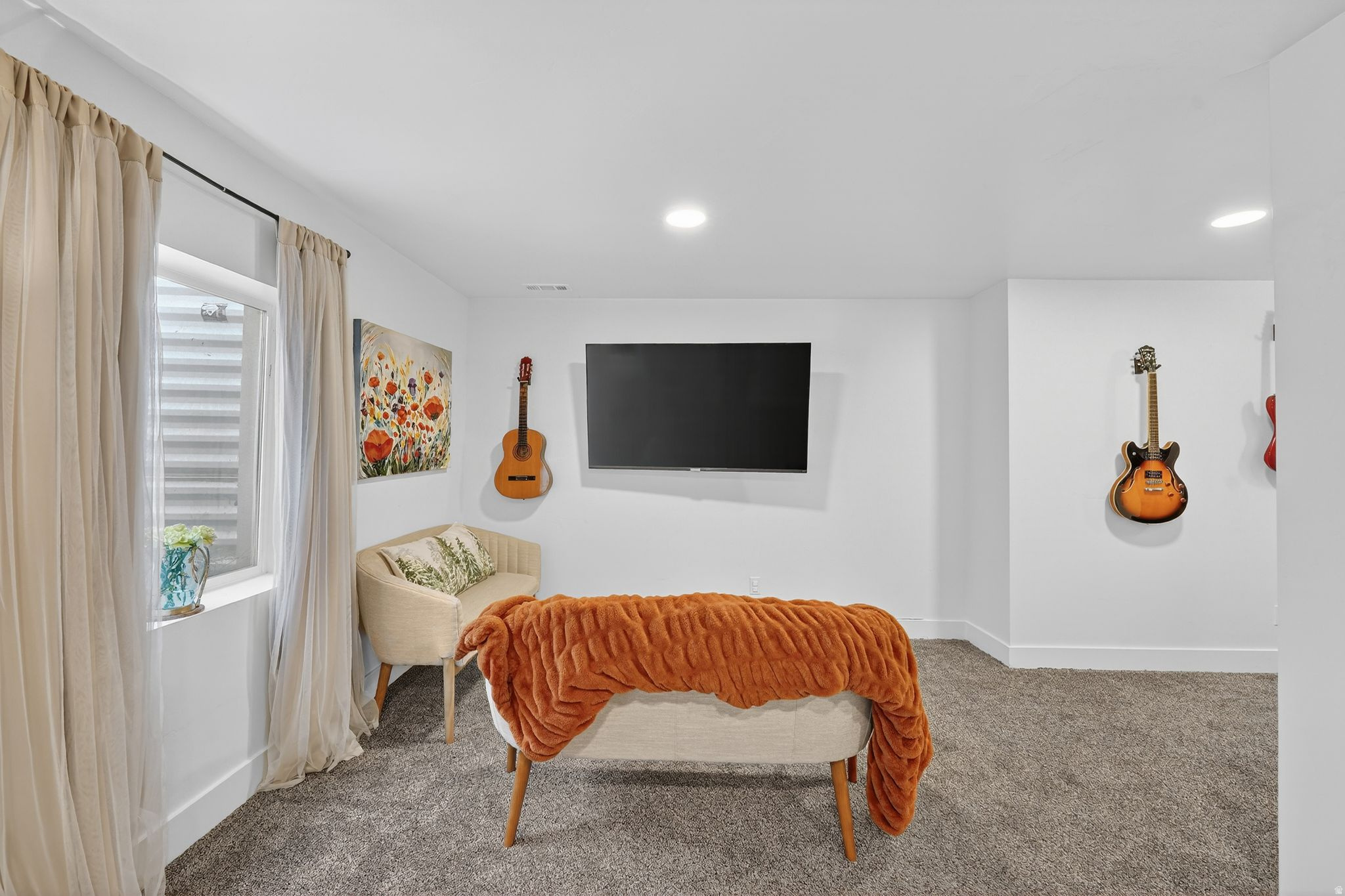 SKYLINE HOA - Residential