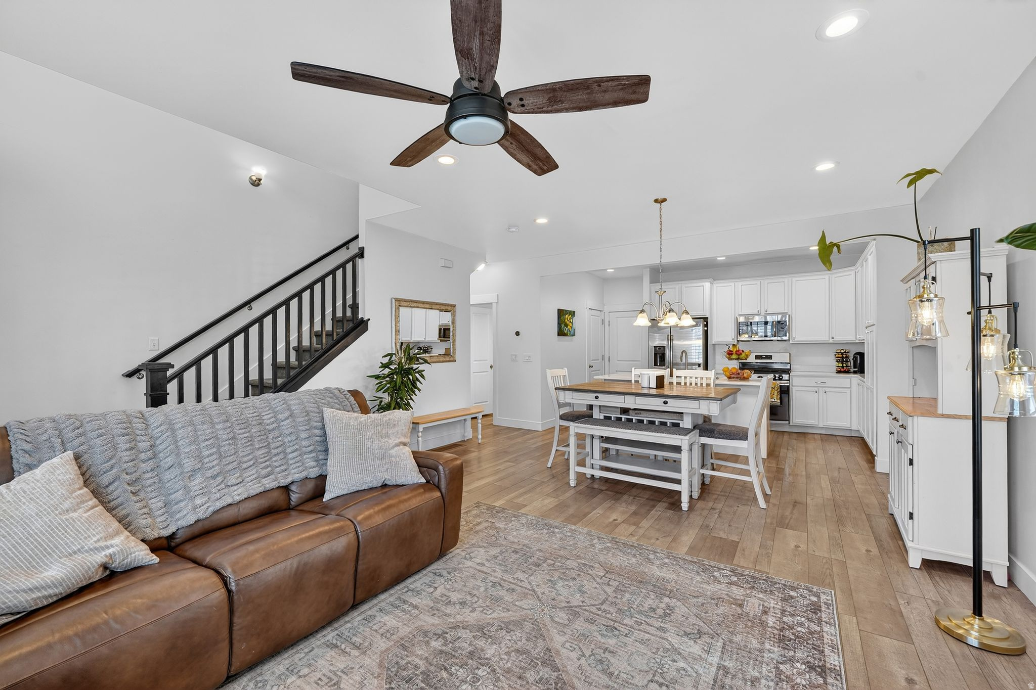 SKYLINE HOA - Residential