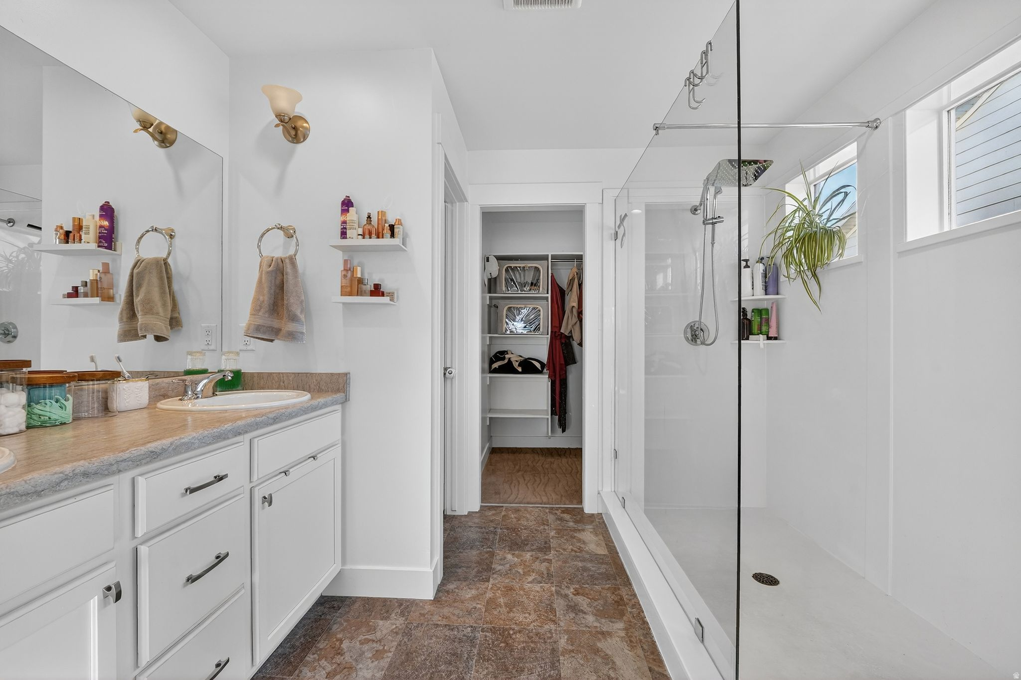 SKYLINE HOA - Residential