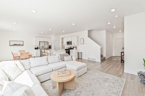 Tiny photo for 3487 W MITCHELL DR, Lehi, UT 84048 (MLS # 2151229)