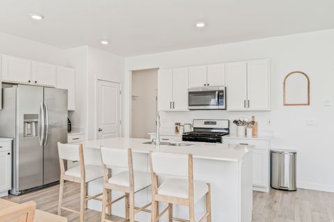 Tiny photo for 3487 W MITCHELL DR, Lehi, UT 84048 (MLS # 2151229)