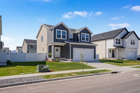 Tiny photo for 3487 W MITCHELL DR, Lehi, UT 84048 (MLS # 2151229)