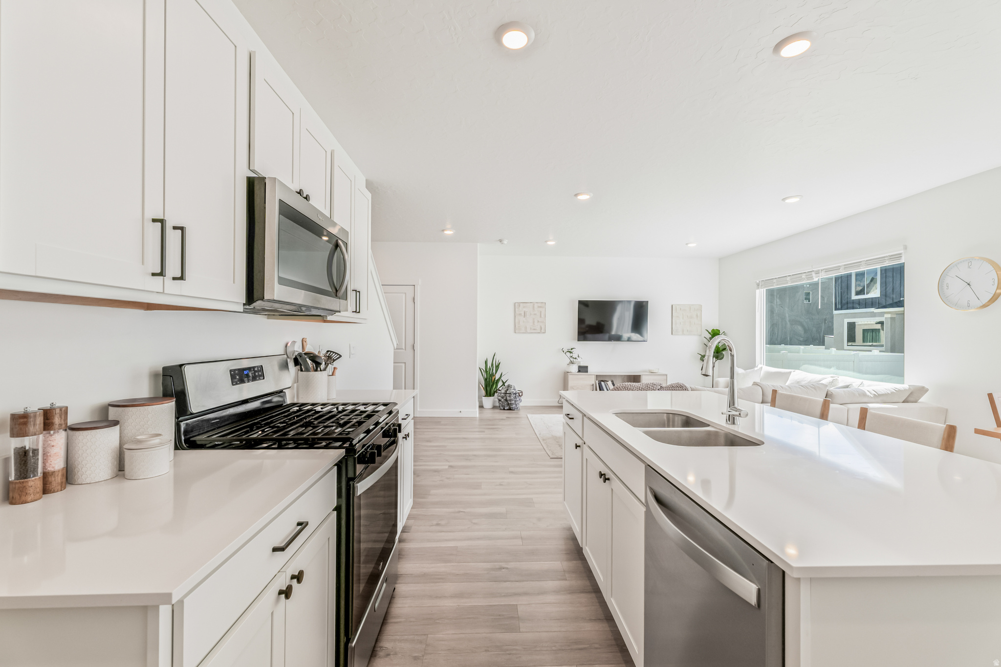 SPRING RANCH - Residential