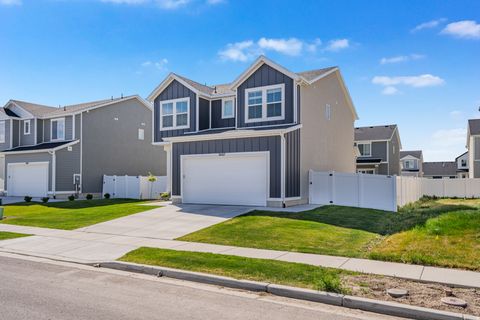 Tiny photo for 3487 W MITCHELL DR, Lehi, UT 84048 (MLS # 2151229)