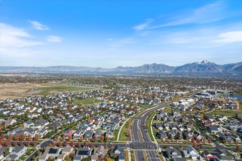 Tiny photo for 10421 S SPLIT ROCK DR, South Jordan, UT 84009 (MLS # 2119008)