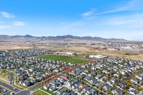 Tiny photo for 10421 S SPLIT ROCK DR, South Jordan, UT 84009 (MLS # 2119008)