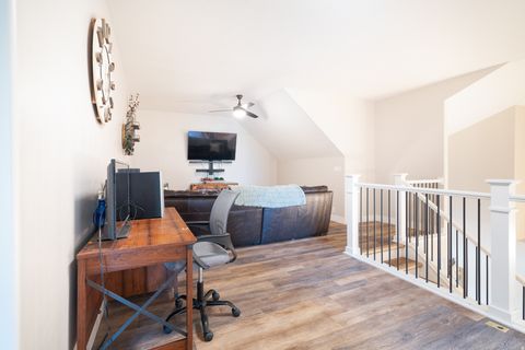 Tiny photo for 986 VIEW CREST LN, Kaysville, UT 84037 (MLS # 2150759)