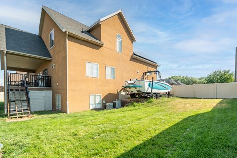 Tiny photo for 986 VIEW CREST LN, Kaysville, UT 84037 (MLS # 2150759)