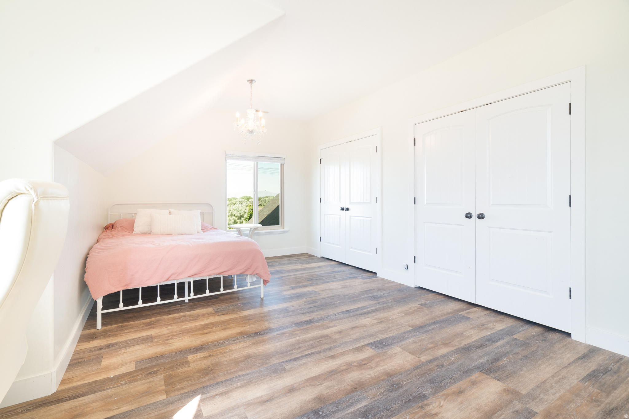 SUNCREST MEADOW - Residential