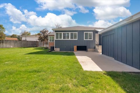 Tiny photo for 810 HILLCREST AVE, Logan, UT 84321 (MLS # 2154118)