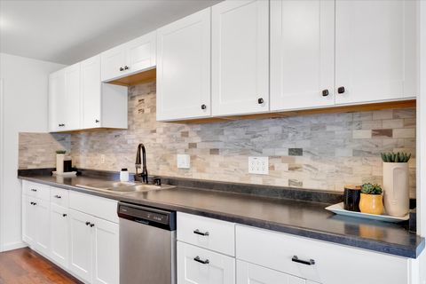 Tiny photo for 810 HILLCREST AVE, Logan, UT 84321 (MLS # 2154118)