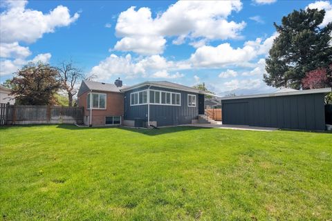 Tiny photo for 810 HILLCREST AVE, Logan, UT 84321 (MLS # 2154118)
