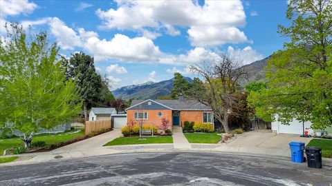 Tiny photo for 810 HILLCREST AVE, Logan, UT 84321 (MLS # 2154118)