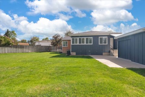 Tiny photo for 810 HILLCREST AVE, Logan, UT 84321 (MLS # 2154118)