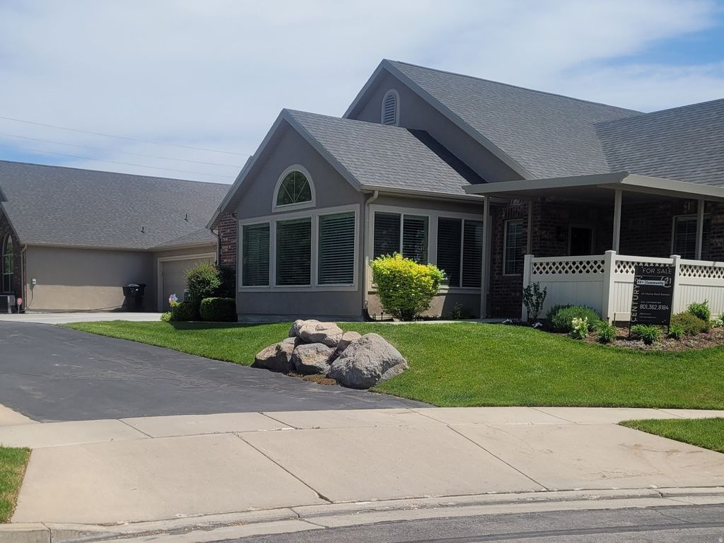 Photo of 317 S 450 W #B, Springville, UT 84663 (MLS # 2157177)