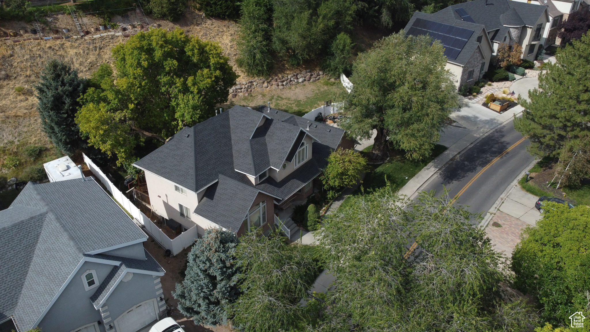 HIDDEN HOLLOW - Residential