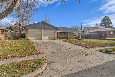 Tiny photo for 2749 S 450 W, Bountiful, UT 84010 (MLS # 2128116)