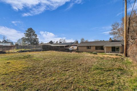 Tiny photo for 2749 S 450 W, Bountiful, UT 84010 (MLS # 2128116)