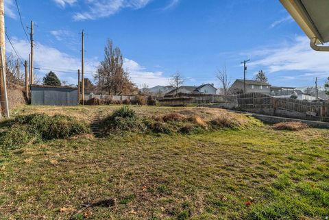 Tiny photo for 2749 S 450 W, Bountiful, UT 84010 (MLS # 2128116)