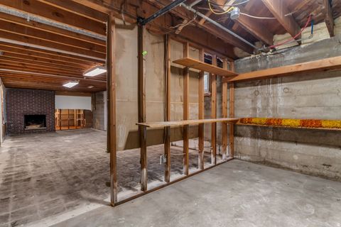 Tiny photo for 2749 S 450 W, Bountiful, UT 84010 (MLS # 2128116)