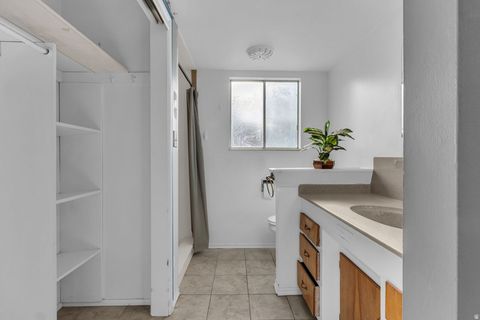Tiny photo for 2749 S 450 W, Bountiful, UT 84010 (MLS # 2128116)