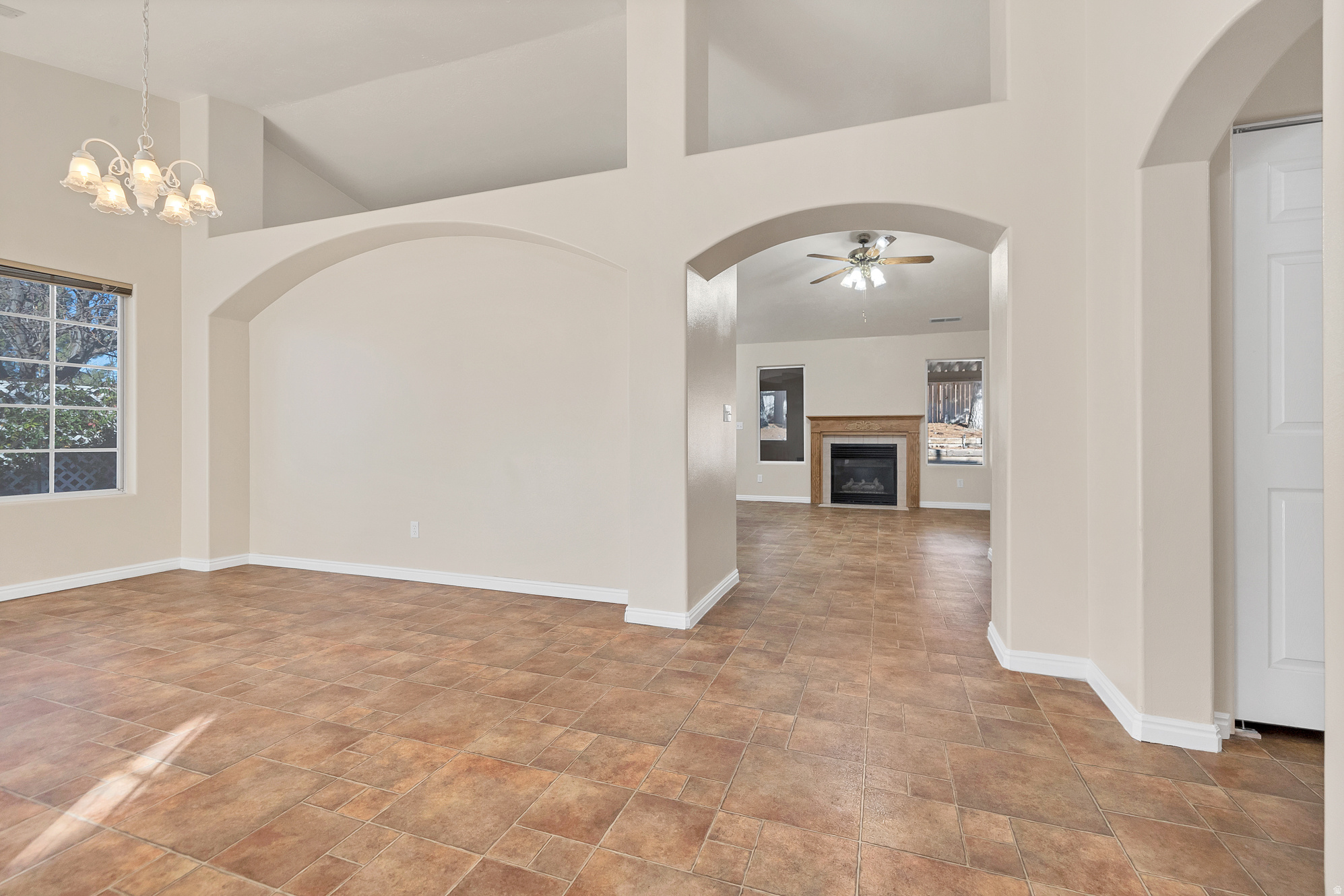 CANYON RIDGE - Residential