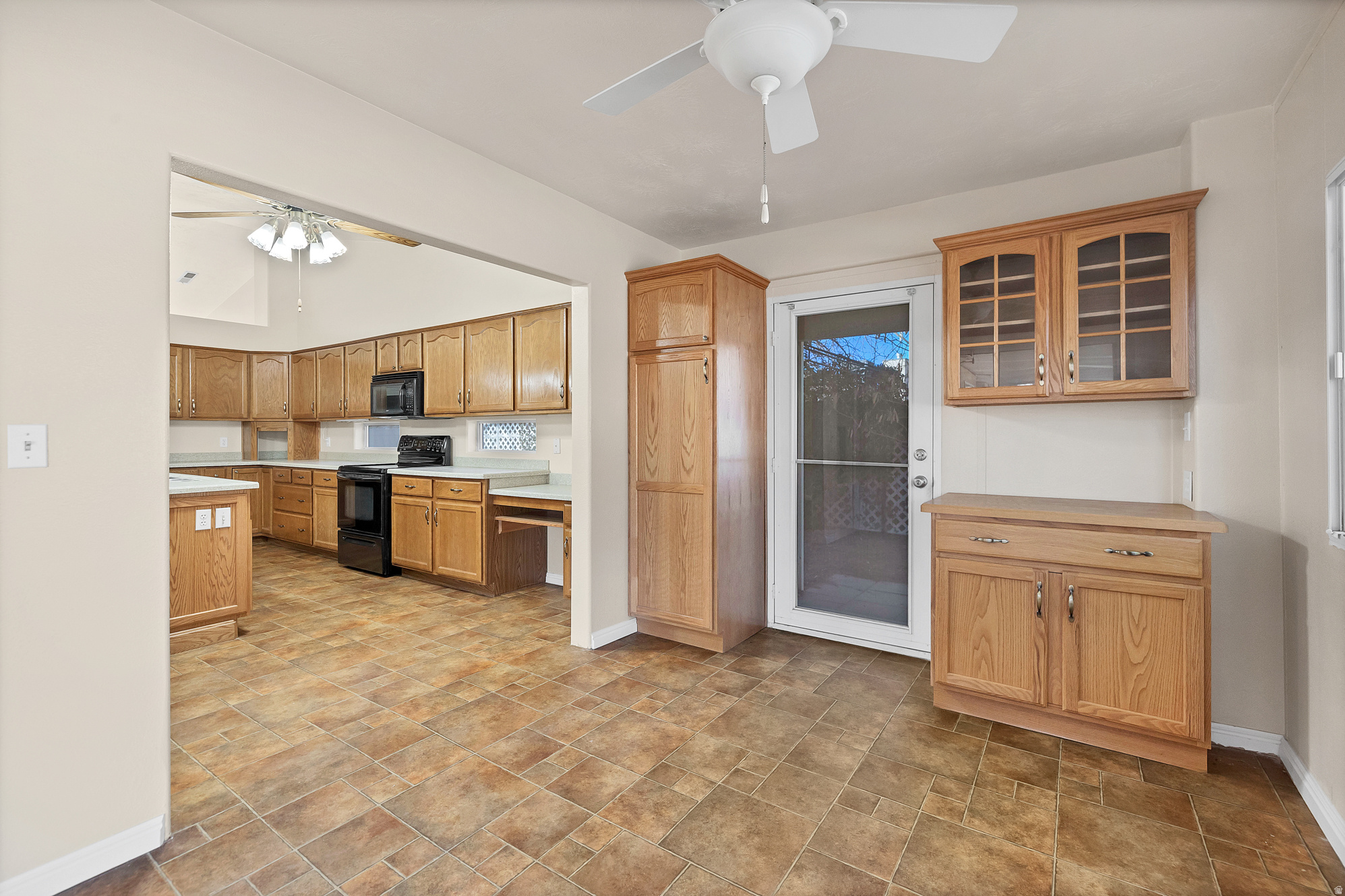 CANYON RIDGE - Residential