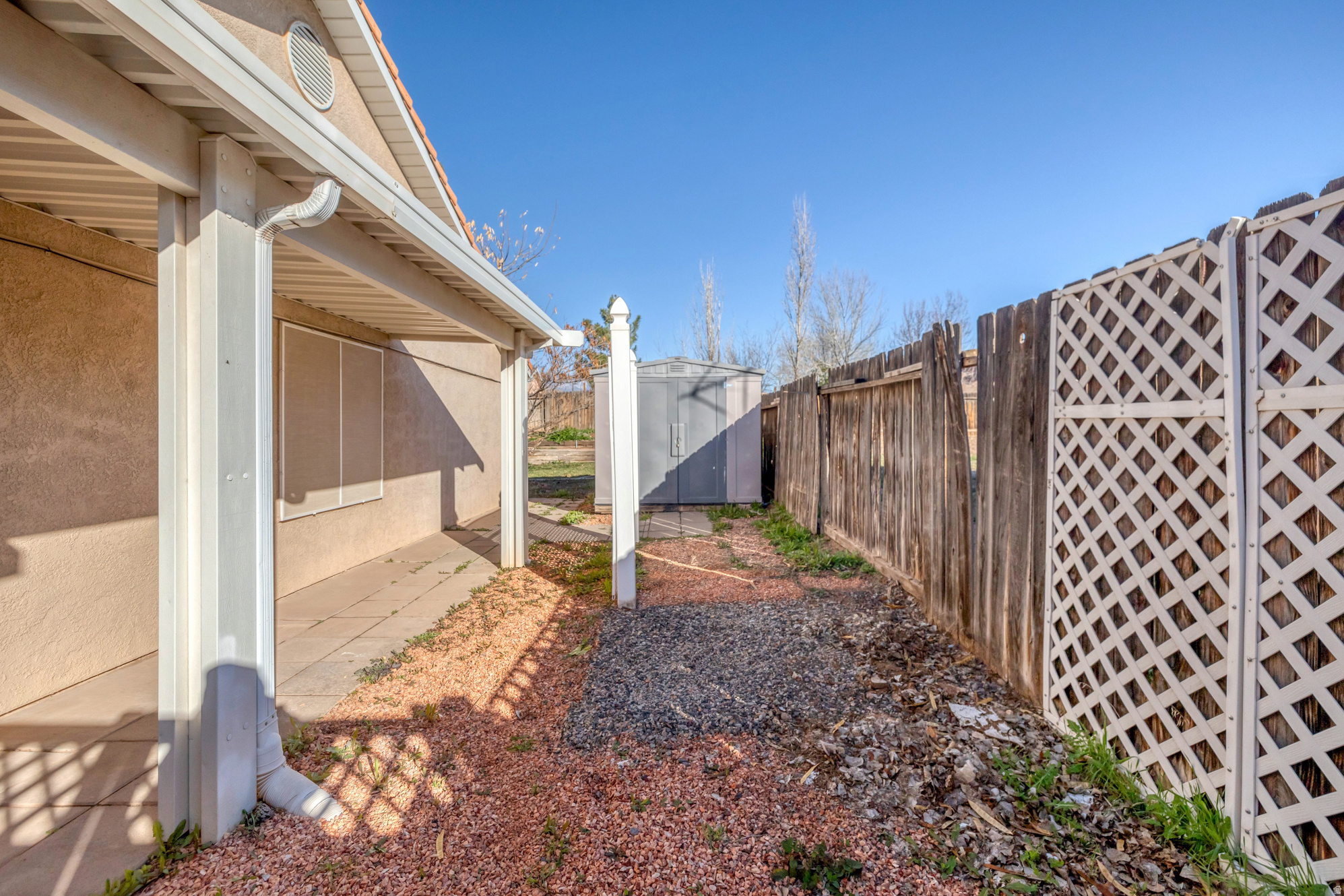 CANYON RIDGE - Residential