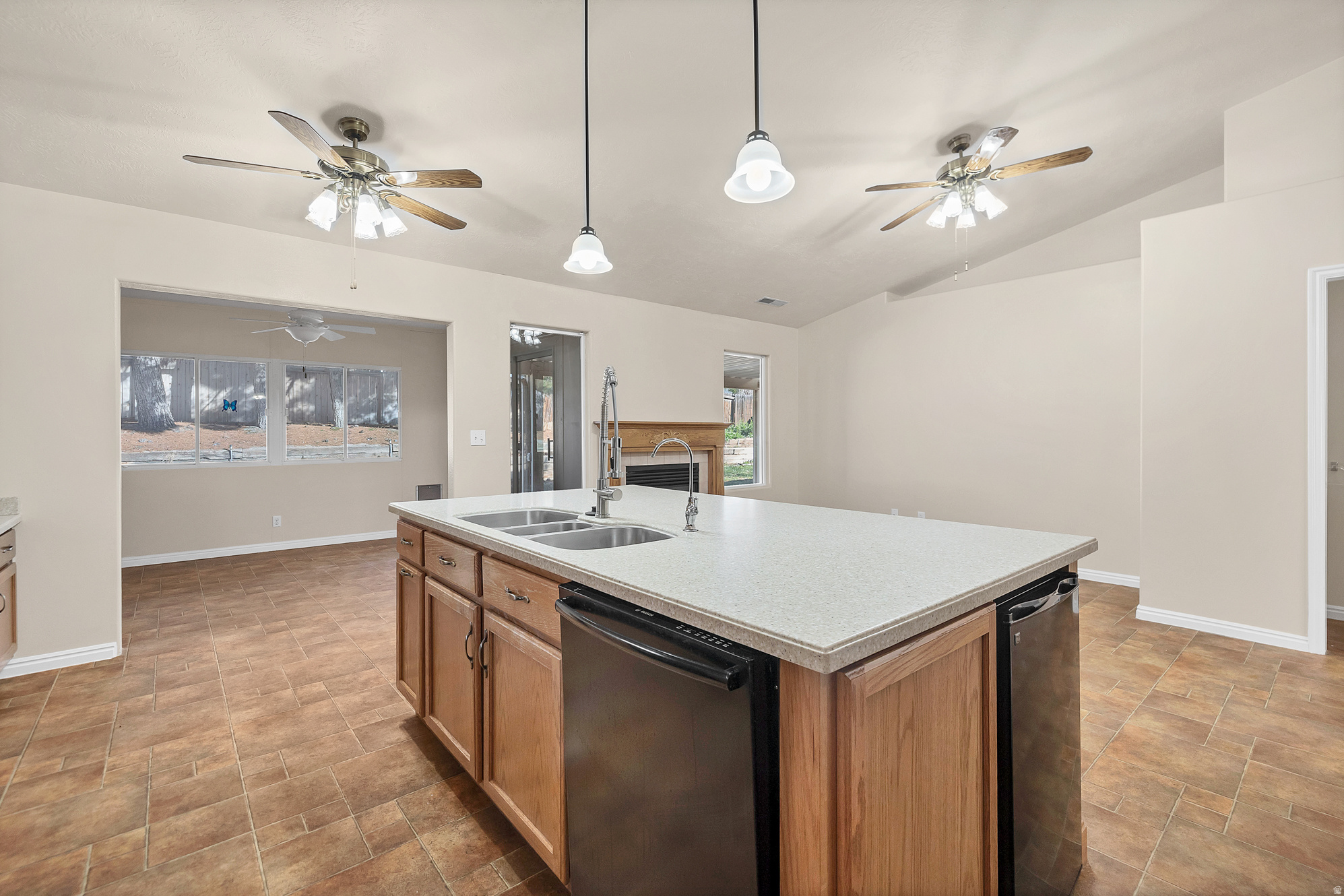 CANYON RIDGE - Residential