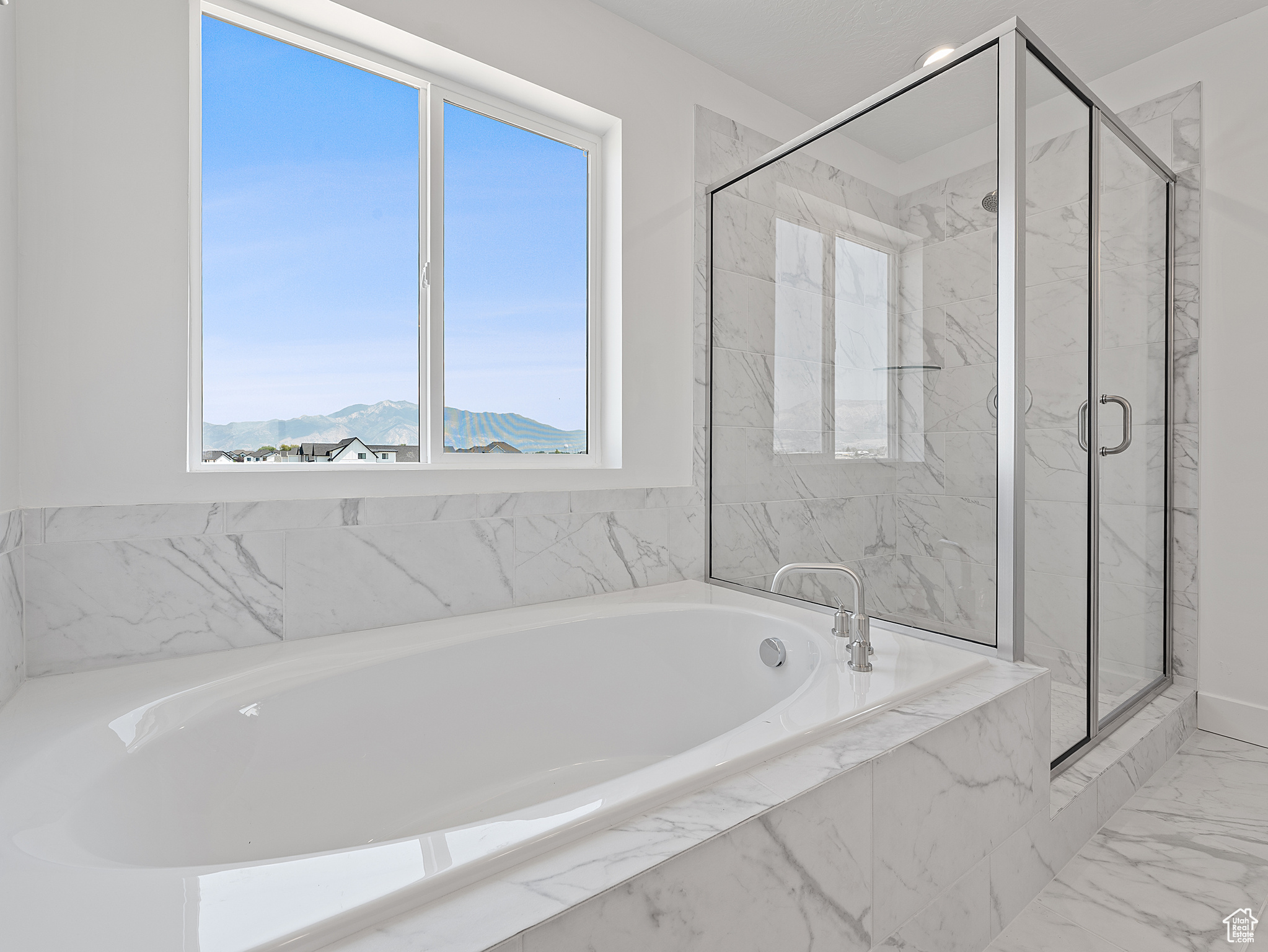 BRISTOL FARMS - Residential