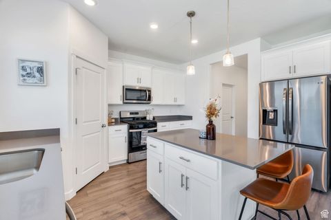 Tiny photo for 1304 S SAGEBRUSH DR, Santaquin, UT 84655 (MLS # 2116897)